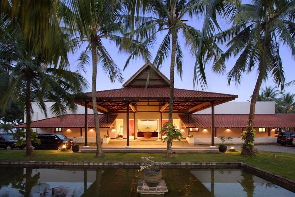 Grand Elty Krakatoa Hotell Kalianda Eksteriør bilde